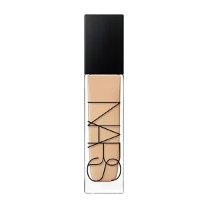 کرم پودر نارس NARS Natural Radiant Longwear Foundation -Santa Fe Medium 2 مناسب برای پوست متوسط ​​با ته رنگ خنثی - 30 میل